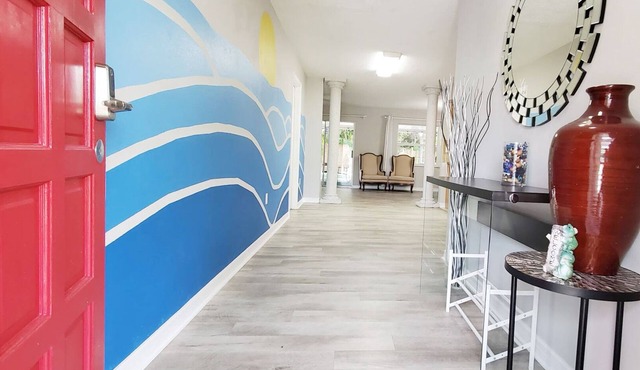 Newly Updated 3Beds 3Baths Plus Fun Backyard in Sarasota
