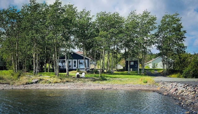 Oceanfront Retreat with Sauna & Bay Views in Campbellton