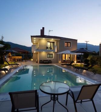 Olympus Echo Villa in Skotina