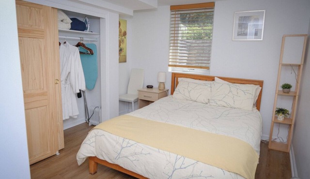 One bedroom w Private Entrance close to DC in Silver Spring