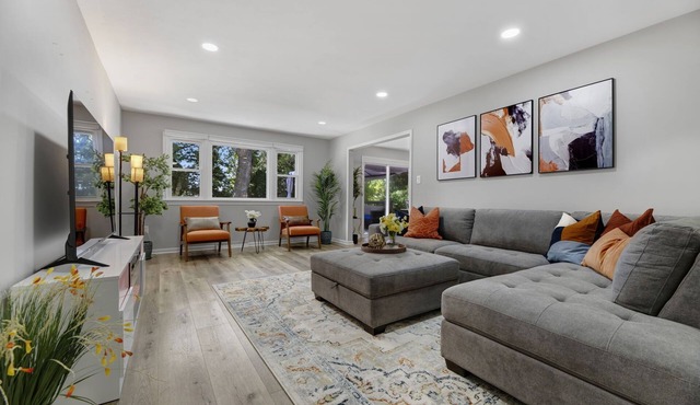 Oxon Hill Luxurious Entire Place Near 5 Min to MGM and National harbor. in Oxon Hill