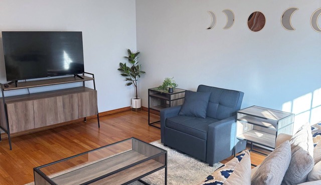 Peaceful 1-bedroom apartment with AC in East Hartford in East Hartford