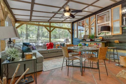 Pet-Friendly Haleyville Cabin Rental w/Kayaks! in Haleyville