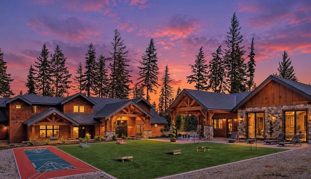 Private Indoor Pool! The Northwest's most unique vacation experience! in Cle Elum