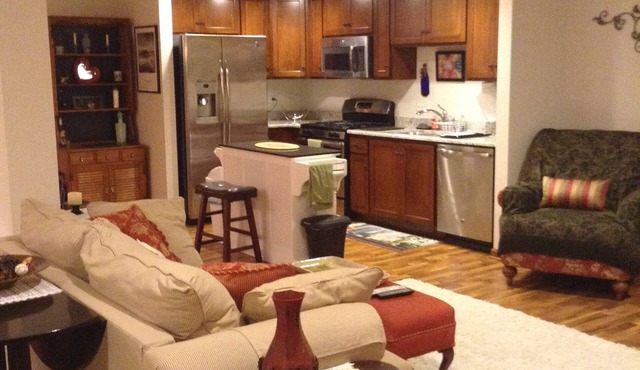 Private separate entrance to a 1000sf. house apartment in Wheaton