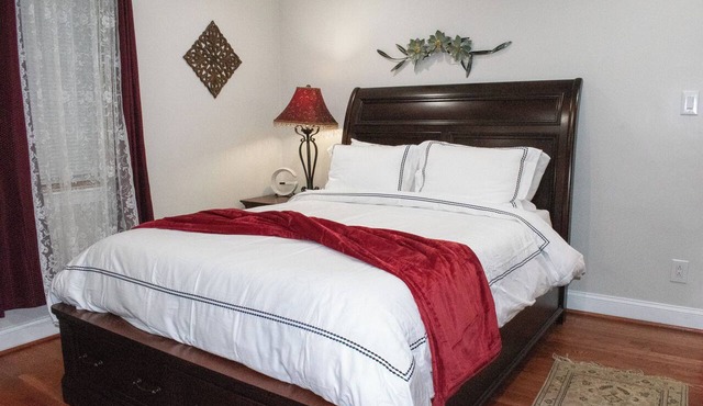 Private Suite 3 near National Harbor Pvt Entry in Fort Washington