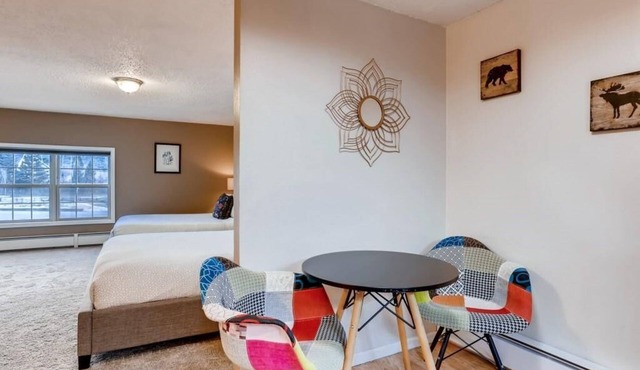 Private suite with kitchenette, gorgeous views, minutes from Frisco and Breck in Breckenridge