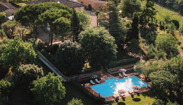 Private Tuscan Villa Estate w/Pool & BBQ in Poggibonsi