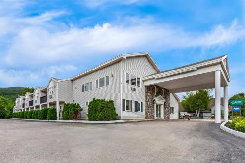 Quality Inn & Suites Gorham White Mountains in Gorham