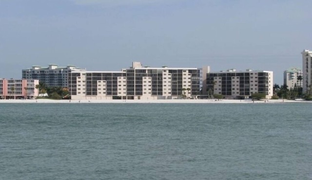Quiet end of the island in Fort Myers Beach