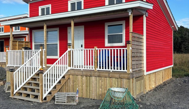 Red Jellybean: great ocean views and sunsets close to town in Twillingate