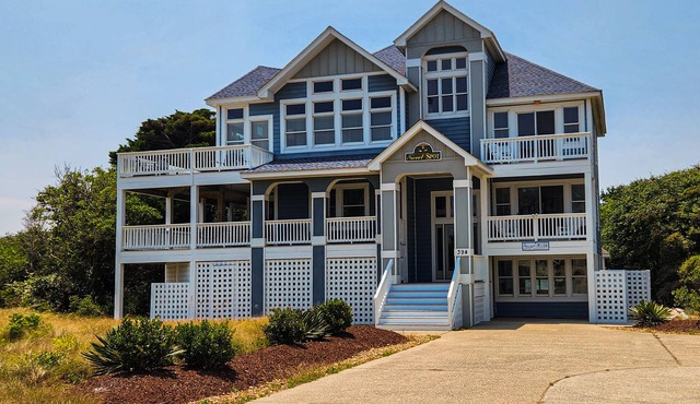 Relaxing 6BR Dog Friendly | Private Pool | Hot Tub in Corolla