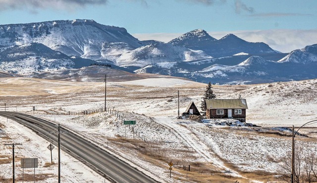 Remote Wolf Creek Cabin - Wide Open Spaces! in Wolf Creek