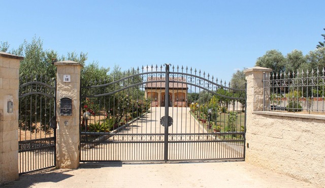 RIVER VIEW CHARMING VILLA IN AMAZING ALGHERO WITH AC in Alghero(SS)