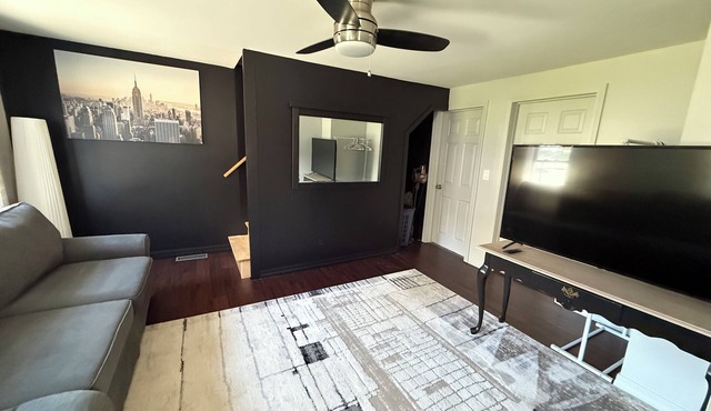 Riverfront 2 floors 2 Bedrooms in Millers Falls
