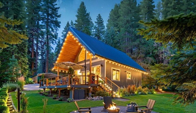 Riverfront Chalet near Lakes, Mtns. & Leavenworth in Leavenworth