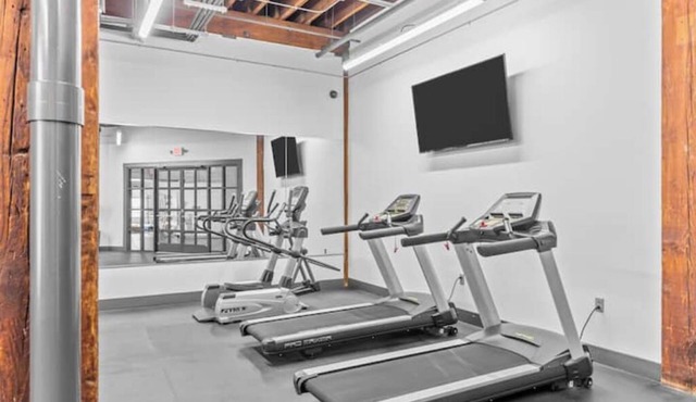 Riverfront DWTN Loft W/D Gated Parking in St. Louis