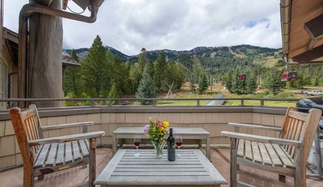RMR: Cody House C Condo in Teton Village in Teton Village