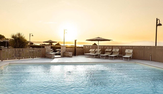 Rosa Apartment – Three-Room Lake View with Wi-Fi, Air Conditioning, and Lake View in Sirmione