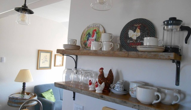 Royal Road Retreat ~ Cheesemaker’s Loft (sleeps 6 max) in Milford