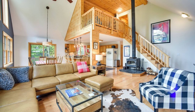 Rustic North Creek Getaway ~ 4 Mi to Gore Mtn! in North Creek