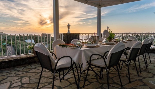 Sea view Villa with Private heated Pool in Priora