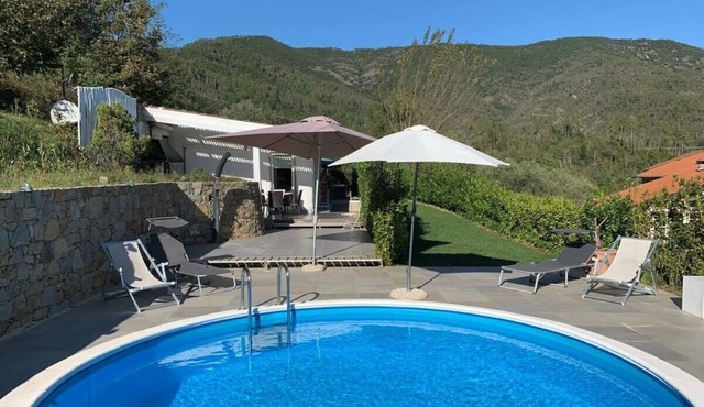 Secluded retreat overlooking the hills in Cavanella Vara