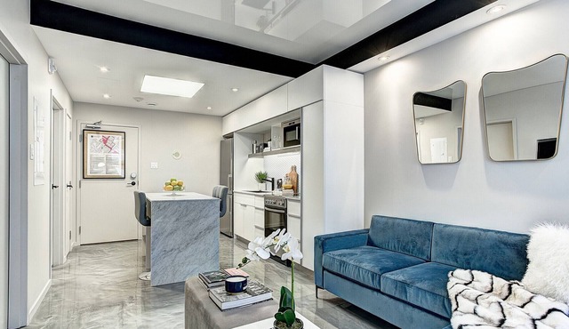 Serene Apartment with All Amenities in Montreal