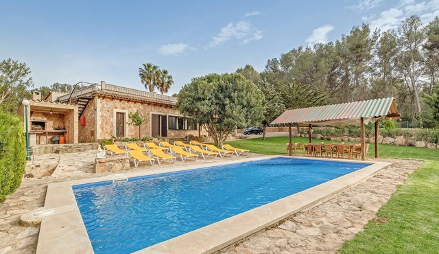 Spacious villa with pool – Villa El Bosque in Llucmajor