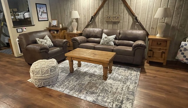 Stay And Play At Our Place! Sunshine Village in Mammoth Lakes