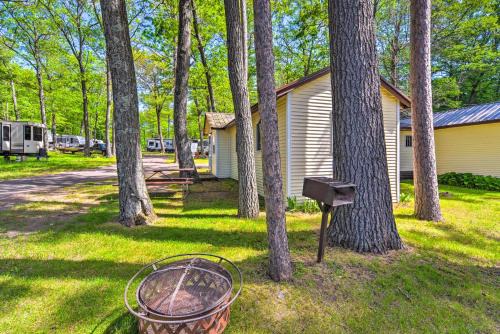 Stone Lake Cabin: Grill & Access to Fishing! in Northwoods Beach