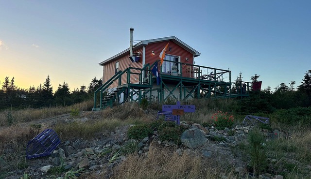Stunning 1BR Bird Island Overlook near Klondike Trail in Elliston in Elliston