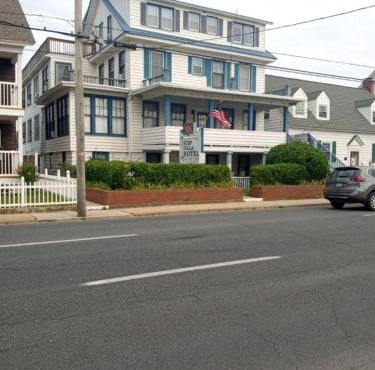Surf Villa Hotel in Ocean City