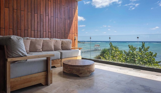 Tankah Bay Beachfront 3BR w/Rooftop Sea Views in Tulum