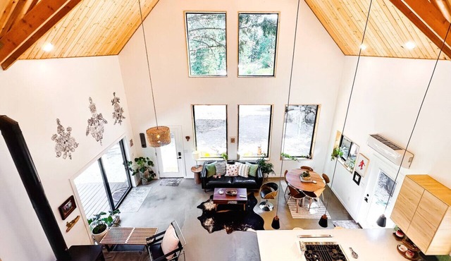 The Outpost Properties: Keno House in Keno