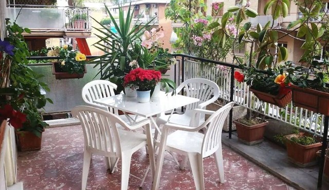 VATICAN DE CAROLIS TERRACE - FANTASTIC FLAT WITH TERRACE in Roma