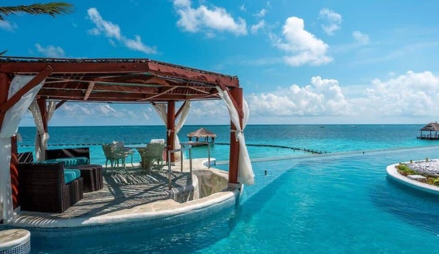 Villa Alma | 7BR | Beachfront Exclusive Villa in Puerto Morelos