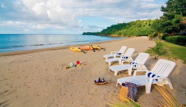 Villa BEACHNUT - ON PRIVATE BEACH IN A GATED COMMUNITY in Rio Bueno