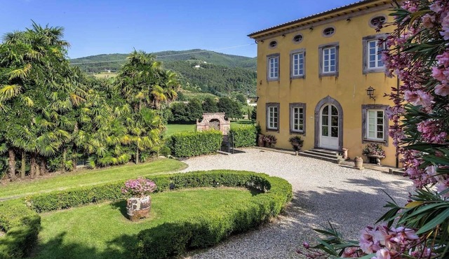 Villa Bellefleur - Large Countryside Villa in Lucca