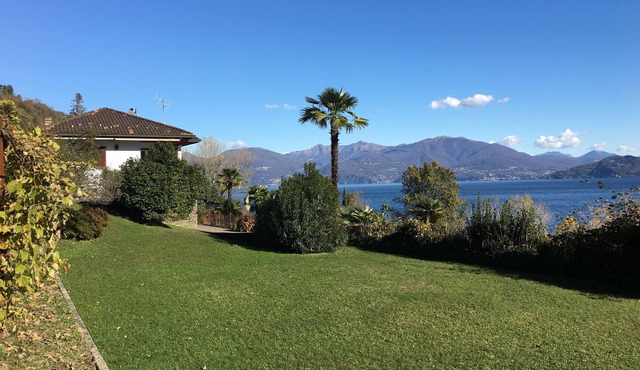 Villa Maggiore with a dream lake view from all rooms in Ghiffa