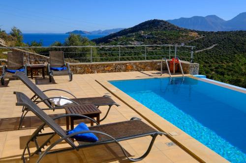 Villa Poppy in Vathi