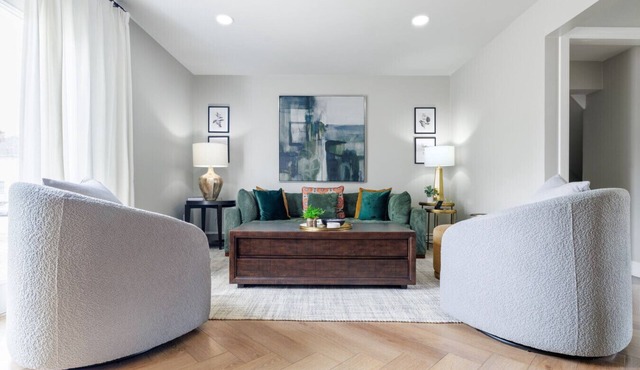 ★ Walk to Notre Dame Stadium | Games & Concerts | 5BR Sleeps 12 in South Bend