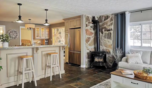 Walkerton Riverside Retreat with Hot Tub in Walkerton