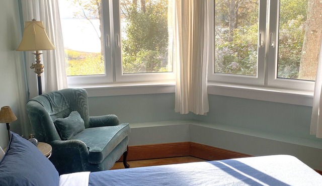 Waterfront One Bedroom Apartment in Antigonish