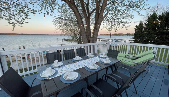 Waterfront Retreat with Private Beach and Amazing View on Chesapeake Bay in Middle River