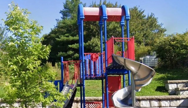 well Maintained and very spacious Property only 10 minutes away from downtown. in Dartmouth