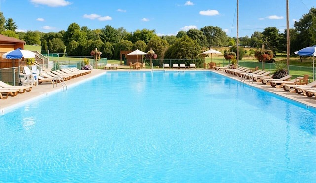 Wisconsin Dells | Pool & Waterpark Access | 2BR Villa in Wisconsin Dells