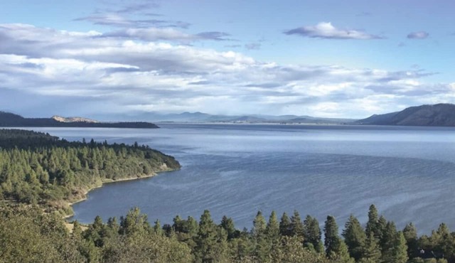 WM BLOCK RUNNING Y 2BR in Klamath Falls