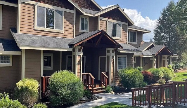 Woodland Retreat at Running Y in Klamath Falls