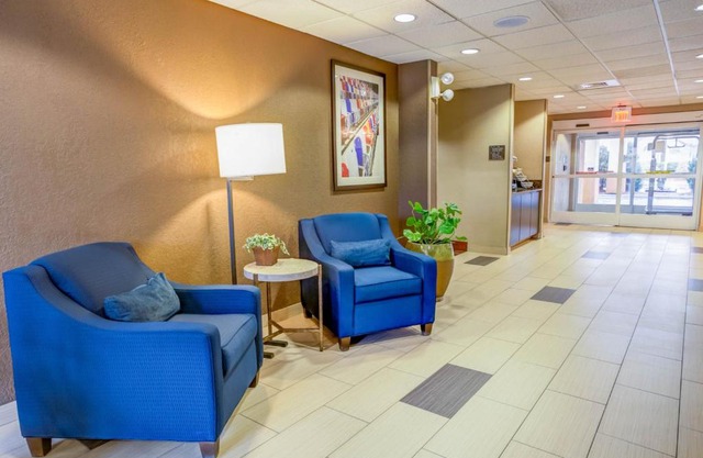 Comfort Suites Concord Mills 